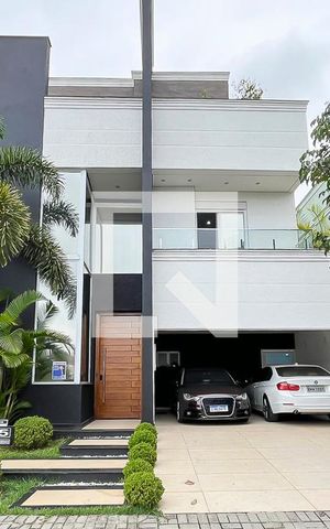 Casa de condomínio à venda com 420m², 3 quartos e 4 vagasFachada + plaquinha