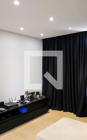 Casa de condomínio à venda com 420m², 3 quartos e 4 vagasCinema