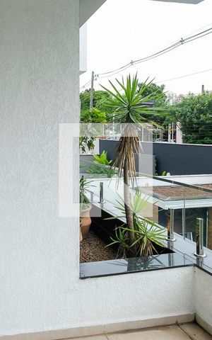 Casa de condomínio à venda com 420m², 3 quartos e 4 vagasVaranda suíte 2
