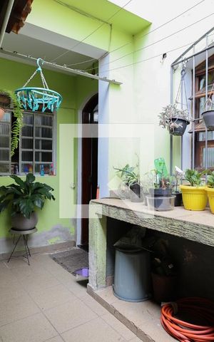 Casa à venda com 113m², 3 quartos e 3 vagas Casa à venda com 113m², 3 quartos e 3 vagasÁrea de serviço e de lazer
