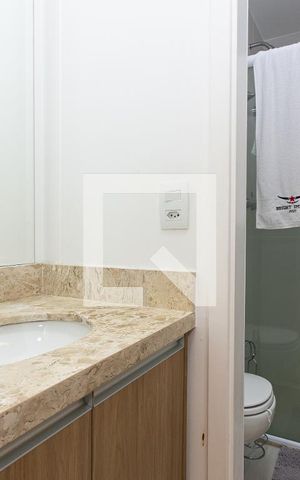 Apartamento à venda com 60m², 1 quarto e 1 vaga Apartamento à venda com 60m², 1 quarto e 1 vagaBanheiro