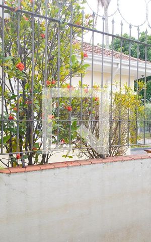 Casa à venda com 152m², 5 quartos e 3 vagasQuarto 2 - Vista