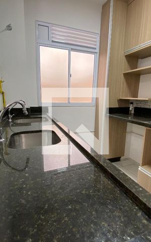 Apartamento à venda com 40m², 2 quartos e 1 vaga Apartamento à venda com 40m², 2 quartos e 1 vagaCozinha