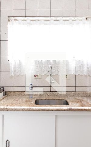 Apartamento à venda com 67m², 2 quartos e 1 vagaCozinha