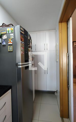 Apartamento à venda com 168m², 3 quartos e 2 vagasCozinha - Armários
