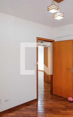 Apartamento à venda com 130m², 3 quartos e 2 vagasSuíte 2