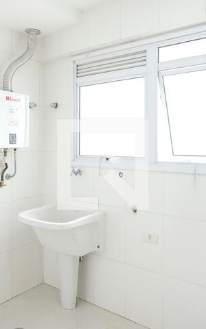 Apartamento à venda com 130m², 3 quartos e 2 vagasÁrea de serviço