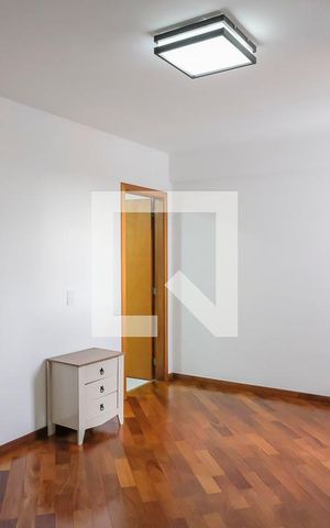 Apartamento à venda com 130m², 3 quartos e 2 vagasSuíte 1