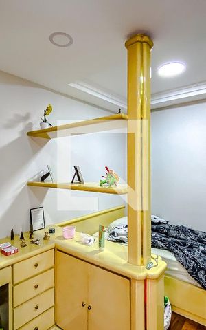 Apartamento à venda com 227m², 3 quartos e 3 vagasQuarto 2