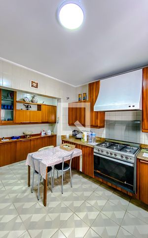 Apartamento à venda com 227m², 3 quartos e 3 vagasCozinha