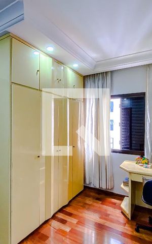 Apartamento à venda com 227m², 3 quartos e 3 vagasQuarto 3 - Suíte