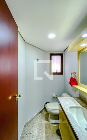 Apartamento à venda com 227m², 3 quartos e 3 vagasLavabo