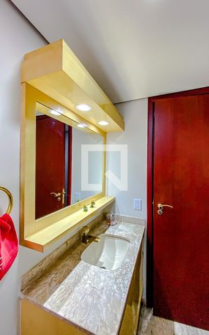 Apartamento à venda com 227m², 3 quartos e 3 vagasLavabo
