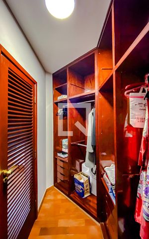 Apartamento à venda com 227m², 3 quartos e 3 vagasQuarto 4 - Suíte