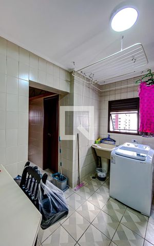 Apartamento à venda com 227m², 3 quartos e 3 vagasÁrea de Serviço