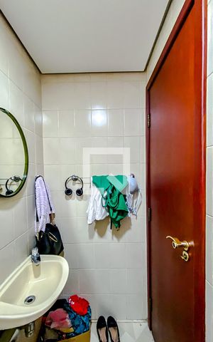 Apartamento à venda com 227m², 3 quartos e 3 vagasBanheiro de serviço
