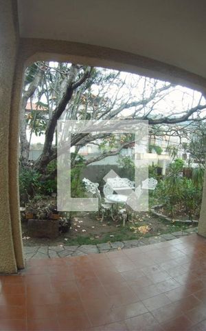 Casa à venda com 120m², 3 quartos e 1 vaga Casa à venda com 120m², 3 quartos e 1 vagaÁrea Externa