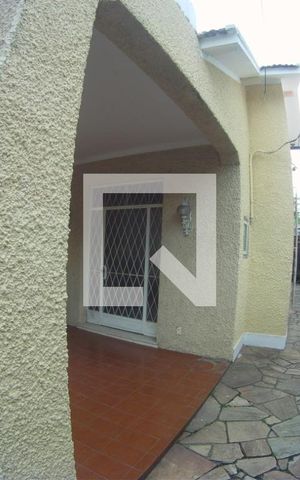 Casa à venda com 120m², 3 quartos e 1 vaga Casa à venda com 120m², 3 quartos e 1 vagaÁrea Externa