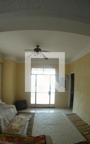 Casa à venda com 120m², 3 quartos e 1 vaga Casa à venda com 120m², 3 quartos e 1 vagaSala