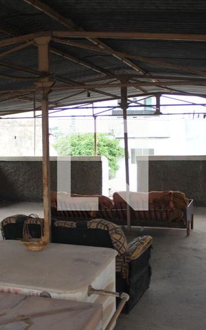 Casa à venda com 386m², 6 quartos e 4 vagasCasa 1 Terraço