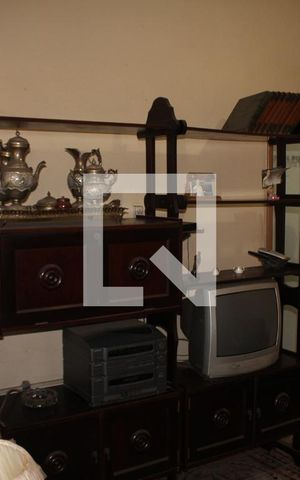 Casa à venda com 386m², 6 quartos e 4 vagasCasa 1 Sala 1