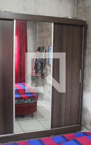 Casa à venda com 386m², 6 quartos e 4 vagasCasa 2 Quarto 1