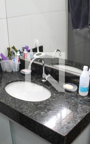 Casa à venda com 386m², 6 quartos e 4 vagasCasa 1 Banheiro