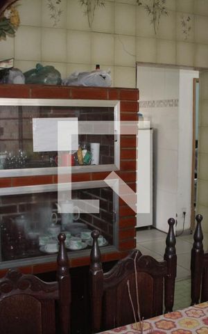 Casa à venda com 386m², 6 quartos e 4 vagasCasa 1 Copa