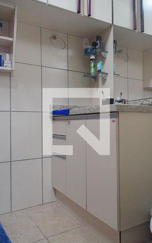 Casa à venda com 109m², 2 quartos e 2 vagas Casa à venda com 109m², 2 quartos e 2 vagasBanheiro