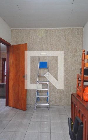 Casa à venda com 109m², 2 quartos e 2 vagas Casa à venda com 109m², 2 quartos e 2 vagasQuarto 2