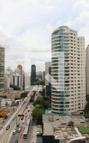 Apartamento à venda com 472m², 5 quartos e 4 vagasVista da Suíte 4