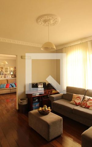 Apartamento à venda com 181m², 4 quartos e 4 vagasSala