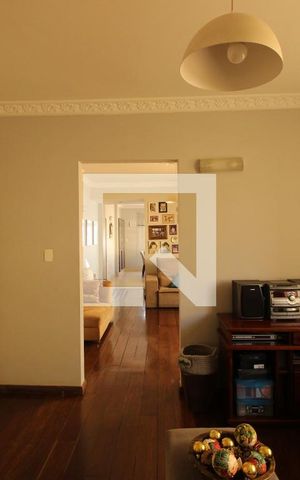 Apartamento à venda com 181m², 4 quartos e 4 vagasSala