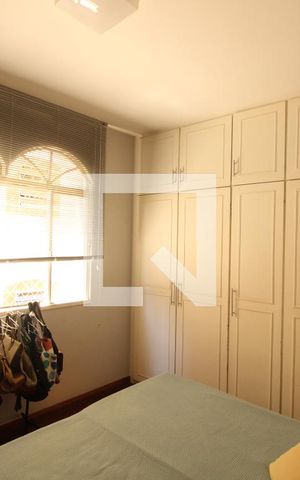 Apartamento à venda com 181m², 4 quartos e 4 vagasQuarto