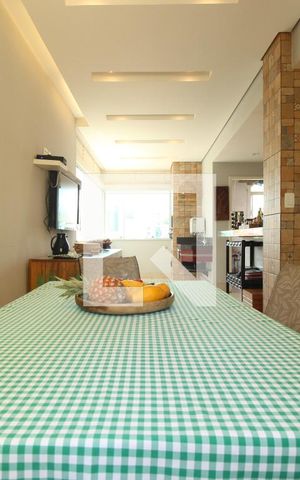 Apartamento à venda com 181m², 4 quartos e 4 vagasCozinha
