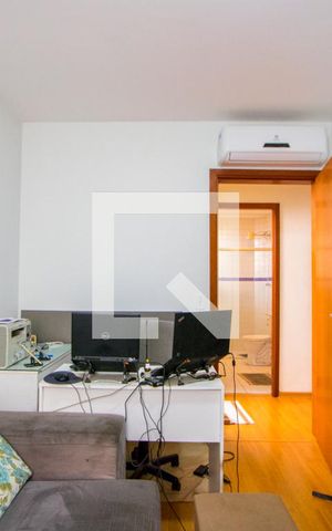 Casa à venda com 133m², 3 quartos e 2 vagasQuarto 3