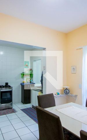 Casa à venda com 133m², 3 quartos e 2 vagasCopa
