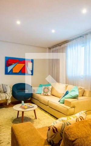 Casa à venda com 133m², 3 quartos e 2 vagasSala