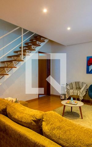 Casa à venda com 133m², 3 quartos e 2 vagasSala