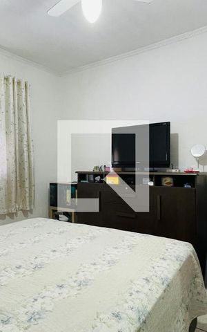 Casa à venda com 98m², 2 quartos e 3 vagasQuarto 2