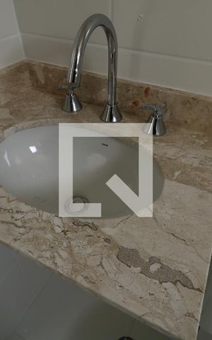 Apartamento à venda com 57m², 2 quartos e 1 vagaBanheiro Social - Pia
