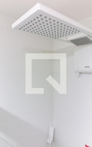 Studio para alugar com 26m², 1 quarto e sem vaga Studio para alugar com 26m², 1 quarto e sem vagaBanheiro