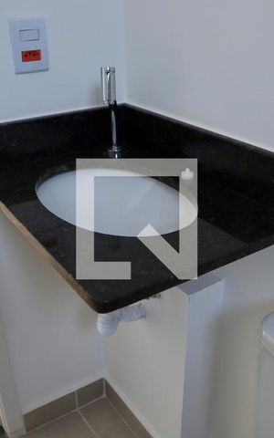 Apartamento para alugar com 36m², 2 quartos e sem vaga Apartamento para alugar com 36m², 2 quartos e sem vagaBanheiro