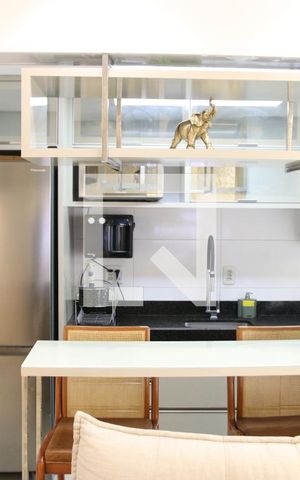 Apartamento para alugar com 76m², 3 quartos e 1 vagaCozinha e Área de Serviço