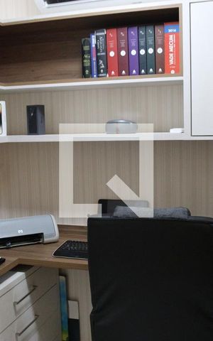 Apartamento para alugar com 76m², 3 quartos e 1 vagaEscritório