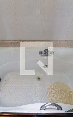 Apartamento à venda com 140m², 3 quartos e 2 vagasDetalhe Banheiro - Suíte