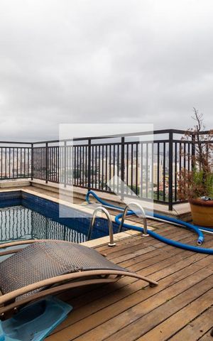 Apartamento à venda com 140m², 3 quartos e 2 vagasPiscina - Privativa