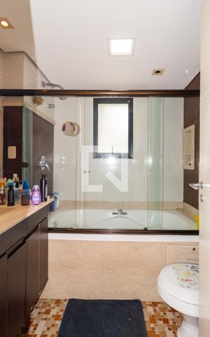 Apartamento à venda com 140m², 3 quartos e 2 vagasBanheiro - Suíte