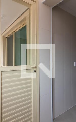 Apartamento à venda com 75m², 2 quartos e 1 vagaÁrea de Serviço