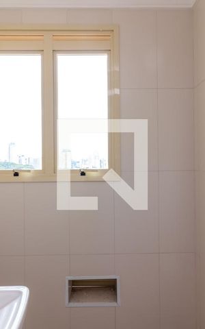 Apartamento à venda com 75m², 2 quartos e 1 vagaÁrea de Serviço